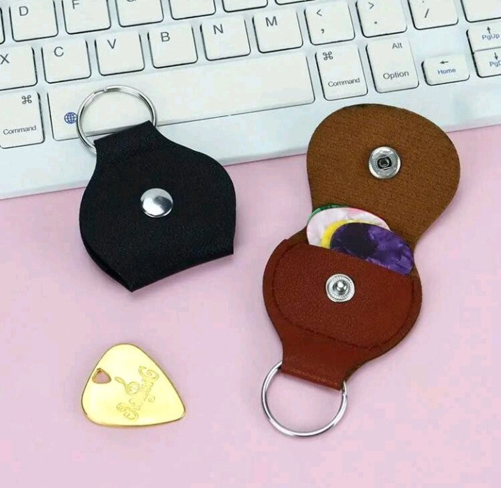 Guitar Pick Keychain Storage Bag, + 5 Guitar Picks